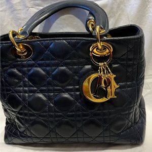 Christian Dior, navy lady Dior, medium handbag